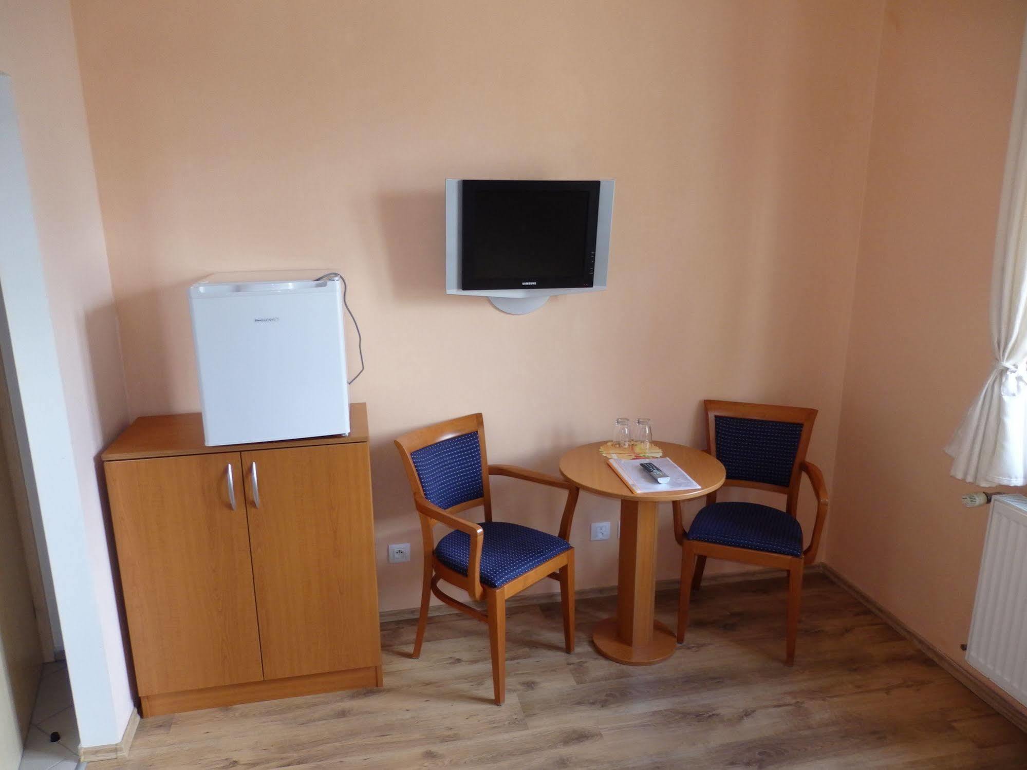 Pension Orbis Mariánské Lázně Exteriör bild
